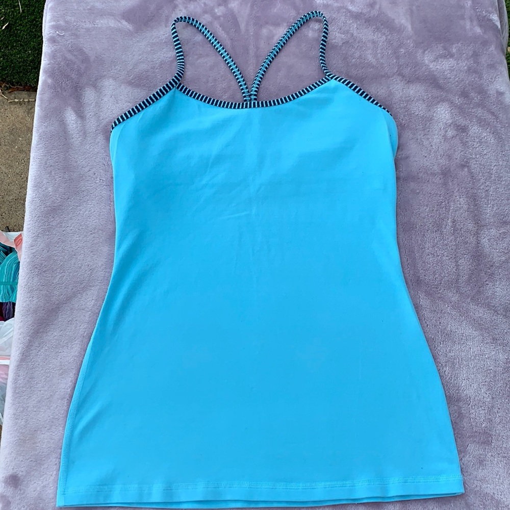 Lululemon power y tank light blue sz 8